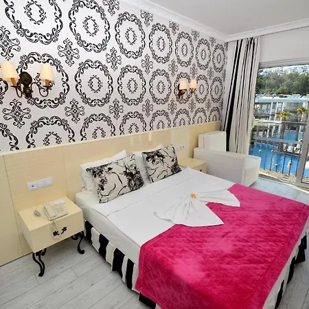 Mio Bianco Hotel 4*