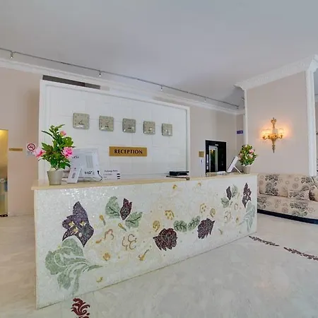 فندق Mio Bianco 4*