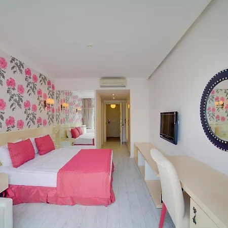 Mio Bianco 4* أكيارلار